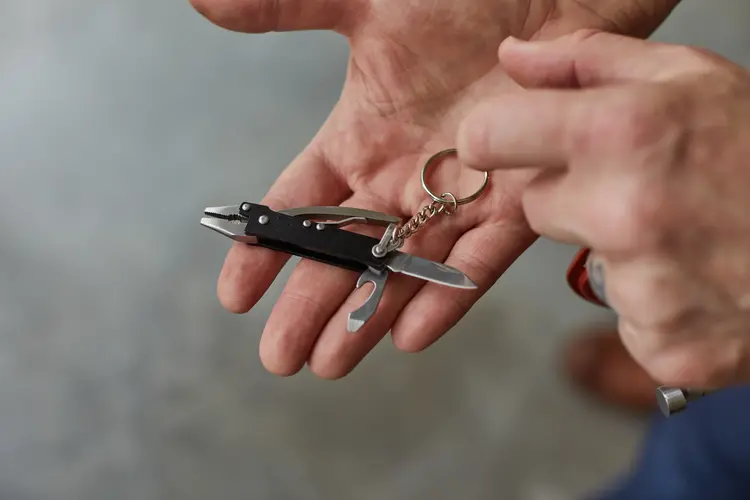 Gentlemen's Hardware Mini Pliers Multi Tool
