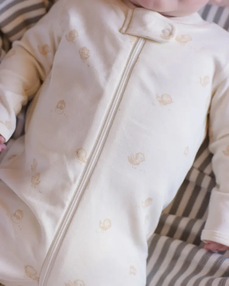 Rylee + Cru LLC ZIP LONG SLEEVE SLEEPER FOOTIE || CHICKS
