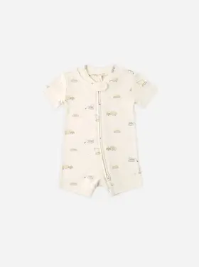 Rylee + Cru LLC ZIP SHORT SLEEVE SLEEPER || CONSTRUCTION TRUCKS