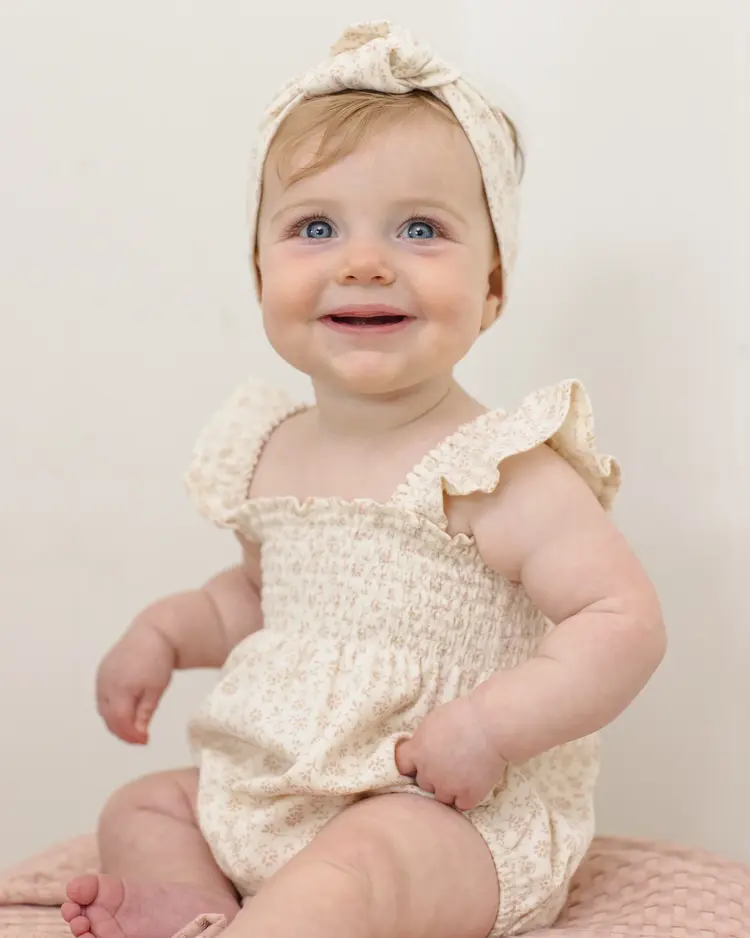 Rylee + Cru LLC SMOCKED RUFFLE SLEEVE ROMPER || DITSY
