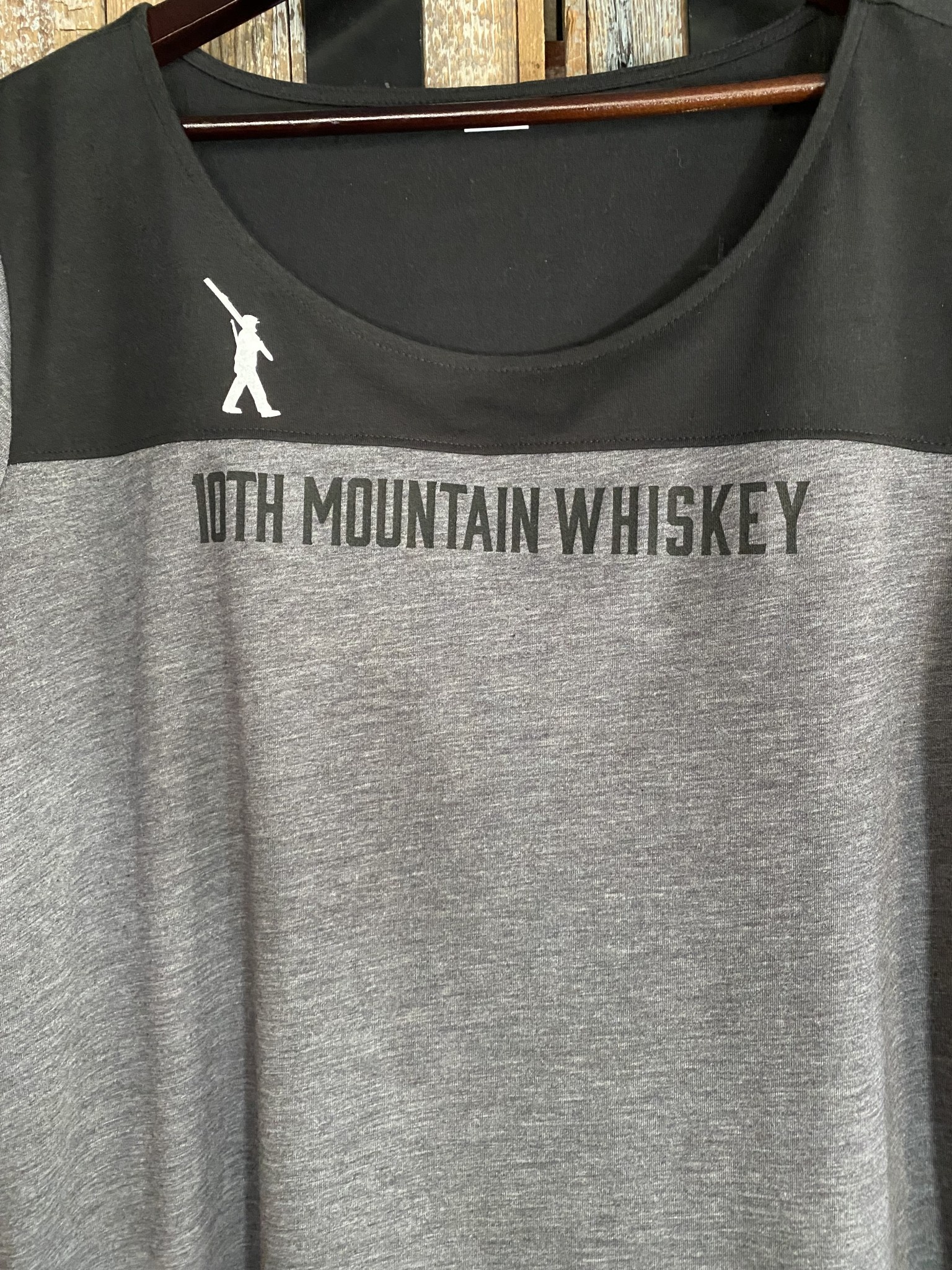 10th Mountain Whiskey & Spirit Co. Scoop Neck Medium