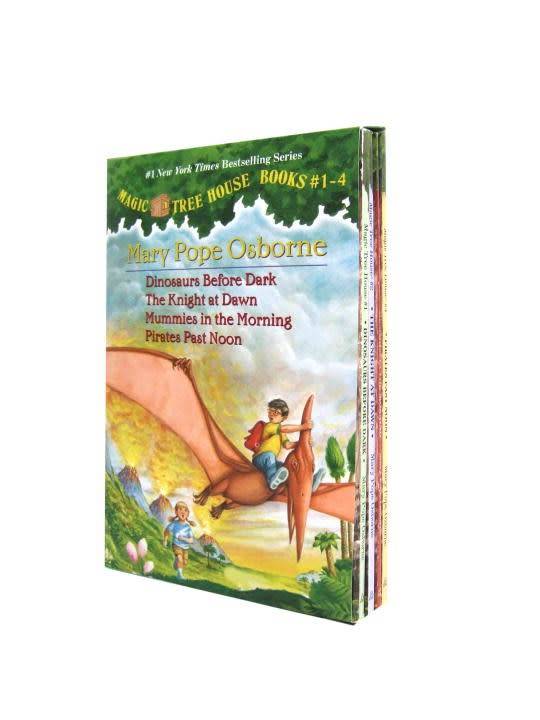 Randome House, Other, Magic Tree House Books Set Of 4