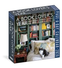 Workman Publishing Company A Book Lover's Year Page-A-Day® Calendar 2026: Great Books, Inspiring Quotes, and Perfect Places to Read