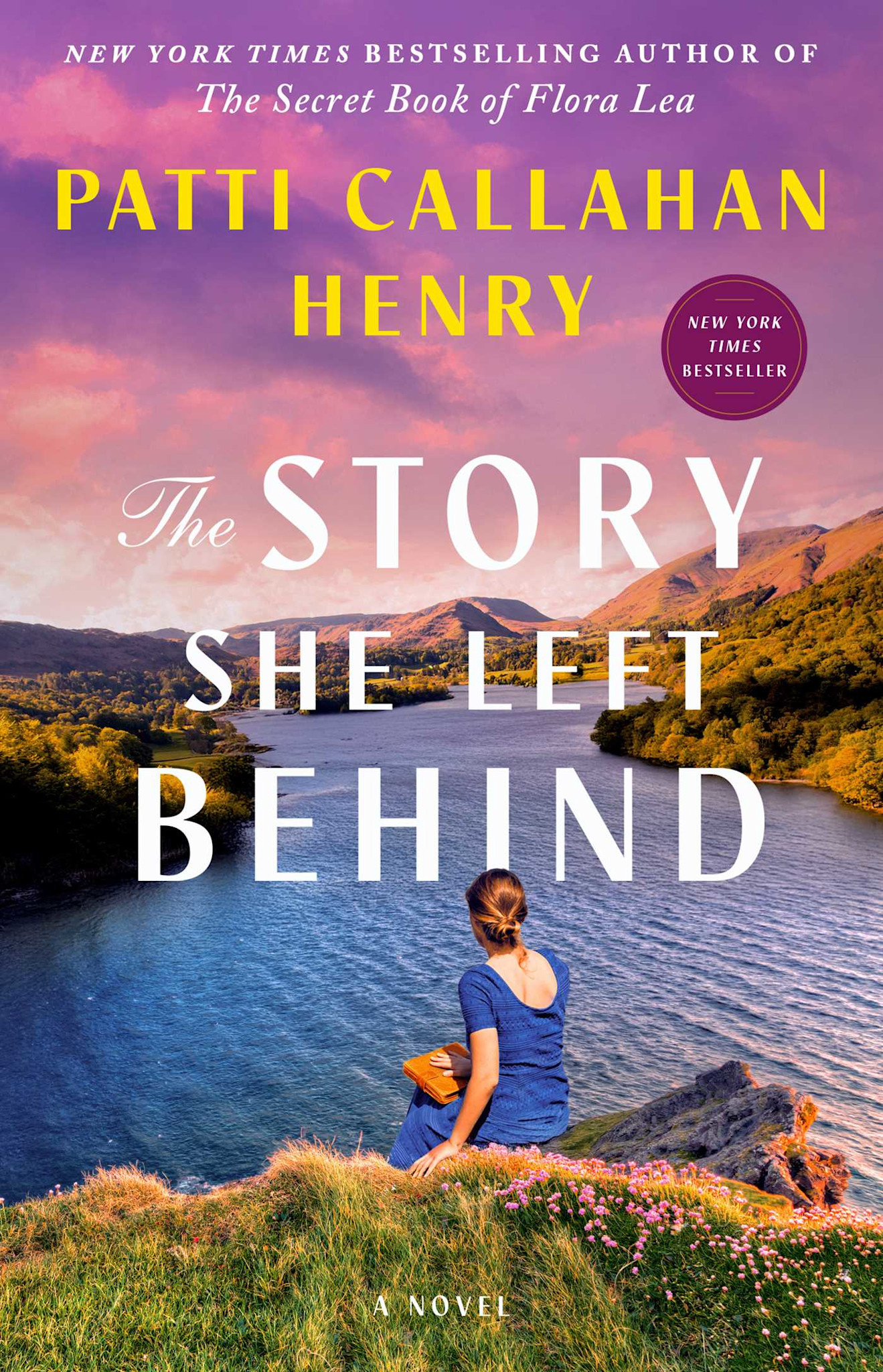 Atria Books The Story She Left Behind: A Novel