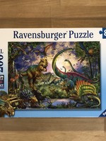 Ravensburger Puzzle - Realm of the Giants 200 Pc.