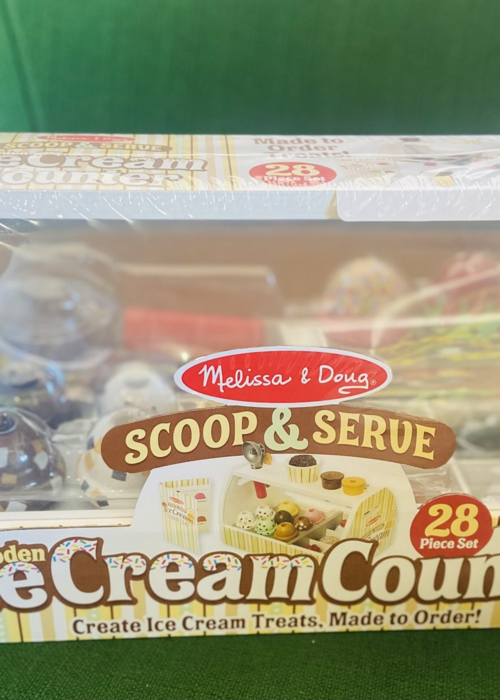 Melissa & Doug Scoop & Serve Ice Cream Counter