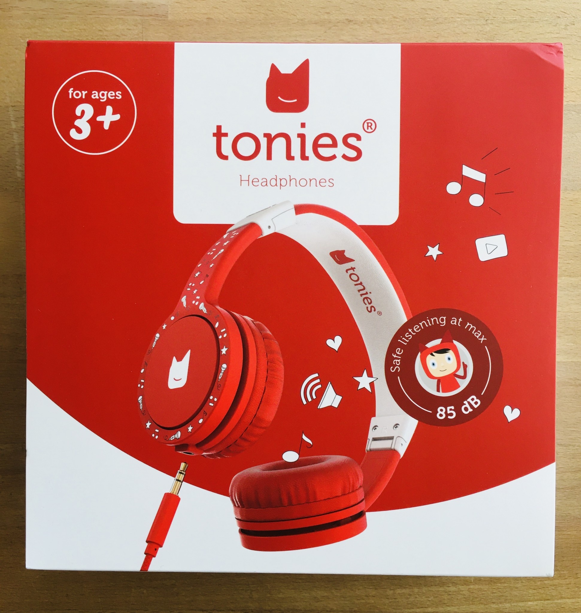 tonies 赤いヘッドフォン Red Headphones for Kids | tonies®