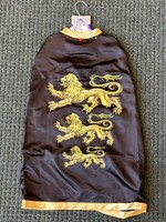 Triple Lion King Cape