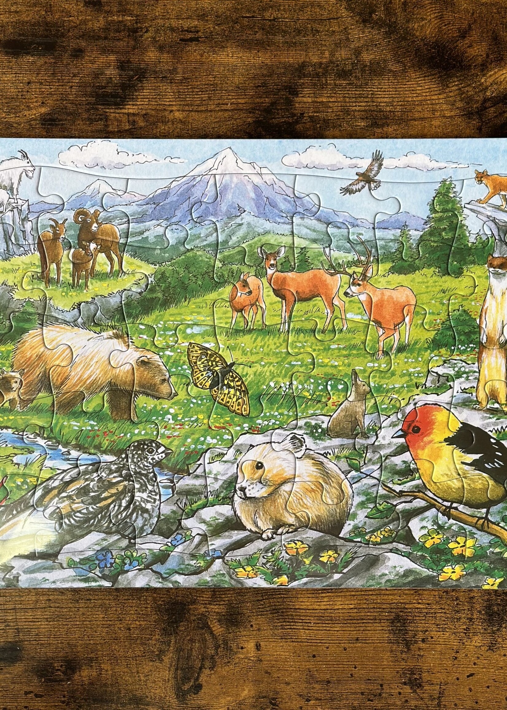 Cobble Hill Puzzle - Rocky Mountain Wildlife (Tray)