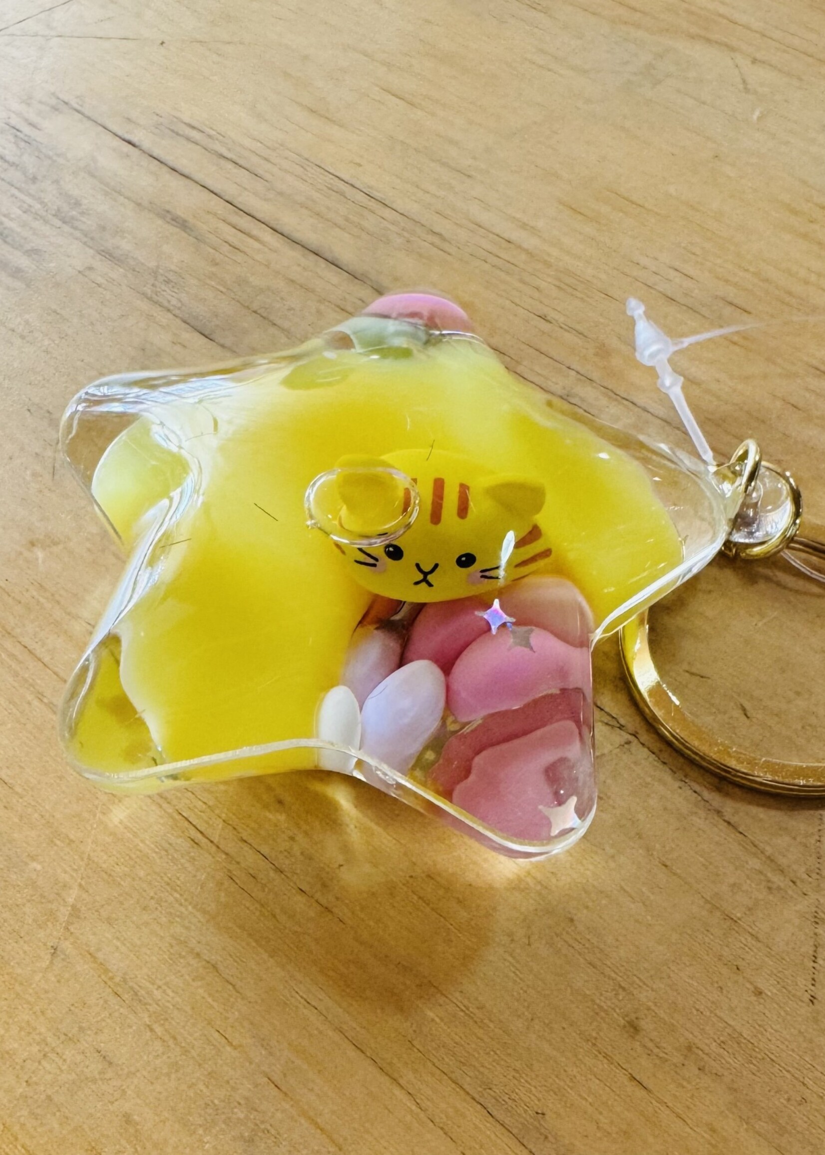 BC USA Kitty Star Keycharm - Yellow