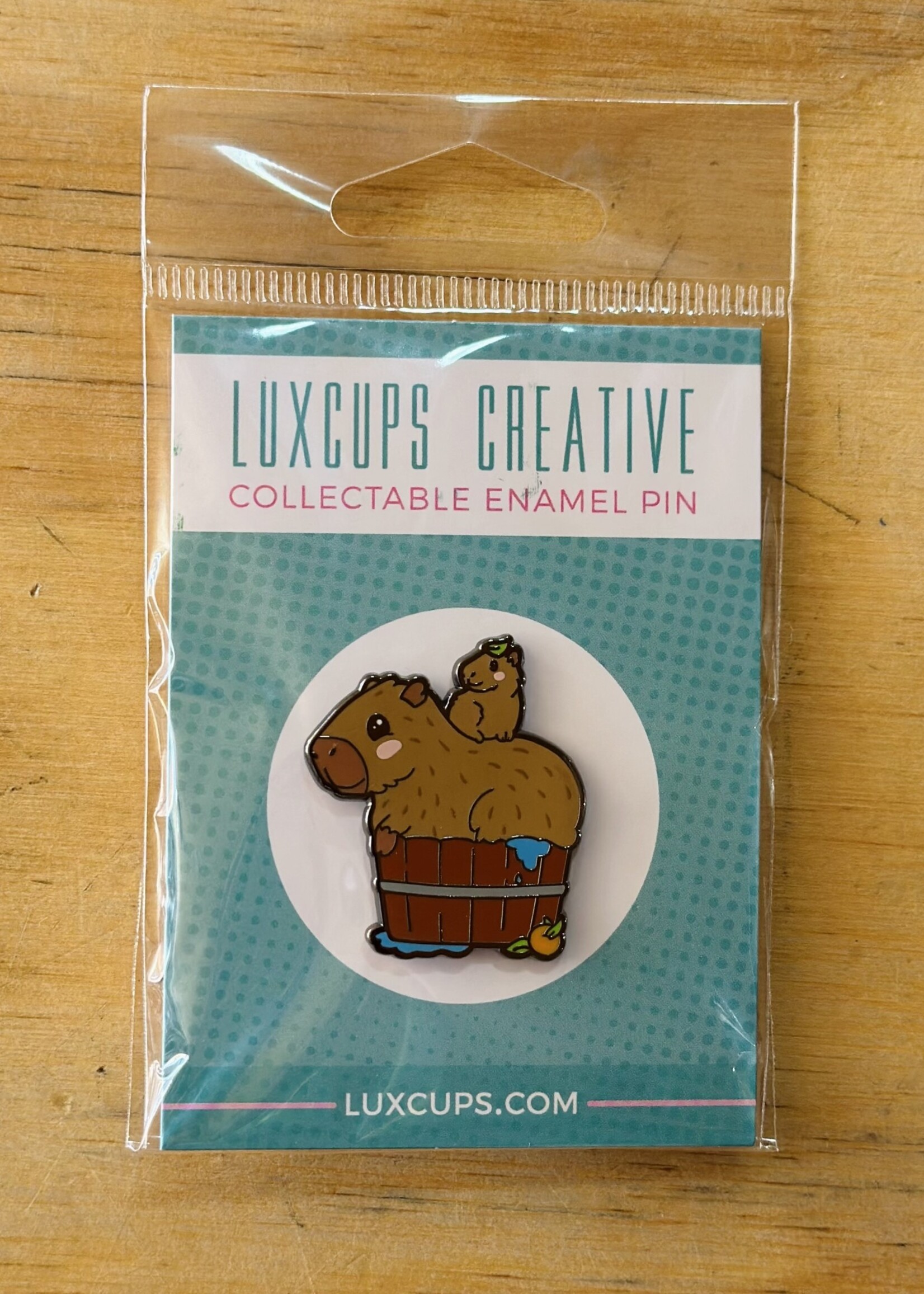 Luxcups Creative Capybara Cuties Enamel Pin