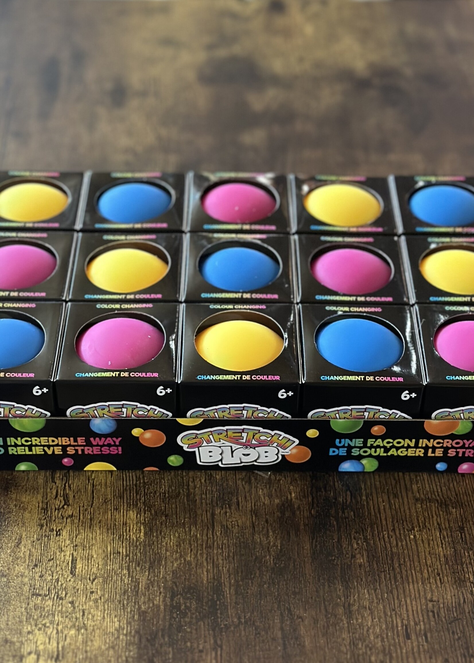 Incredible Group Stretchi Blob - Colour Changing (Yellow)
