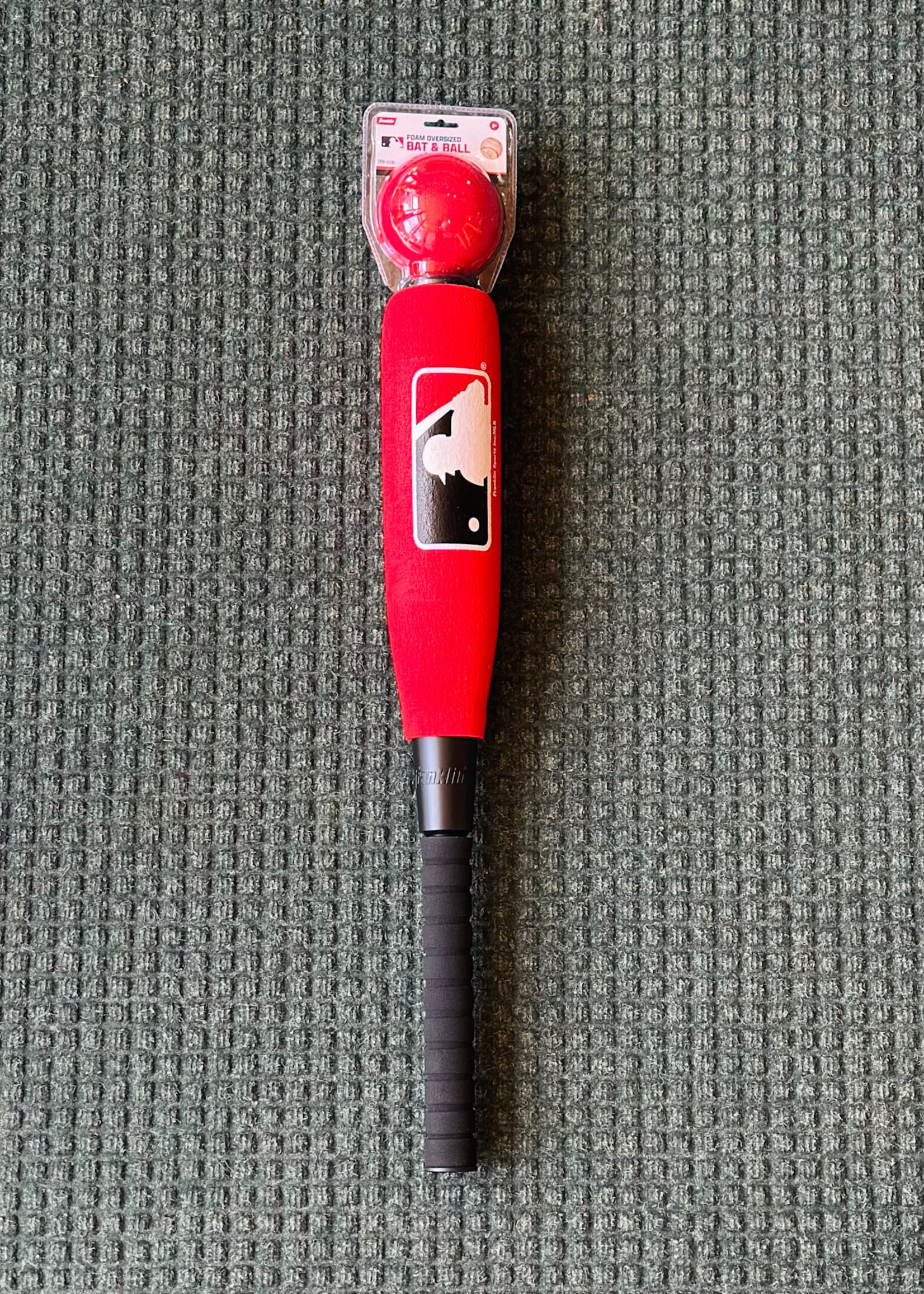 Franklin Foam Oversized Bat & Ball - Red
