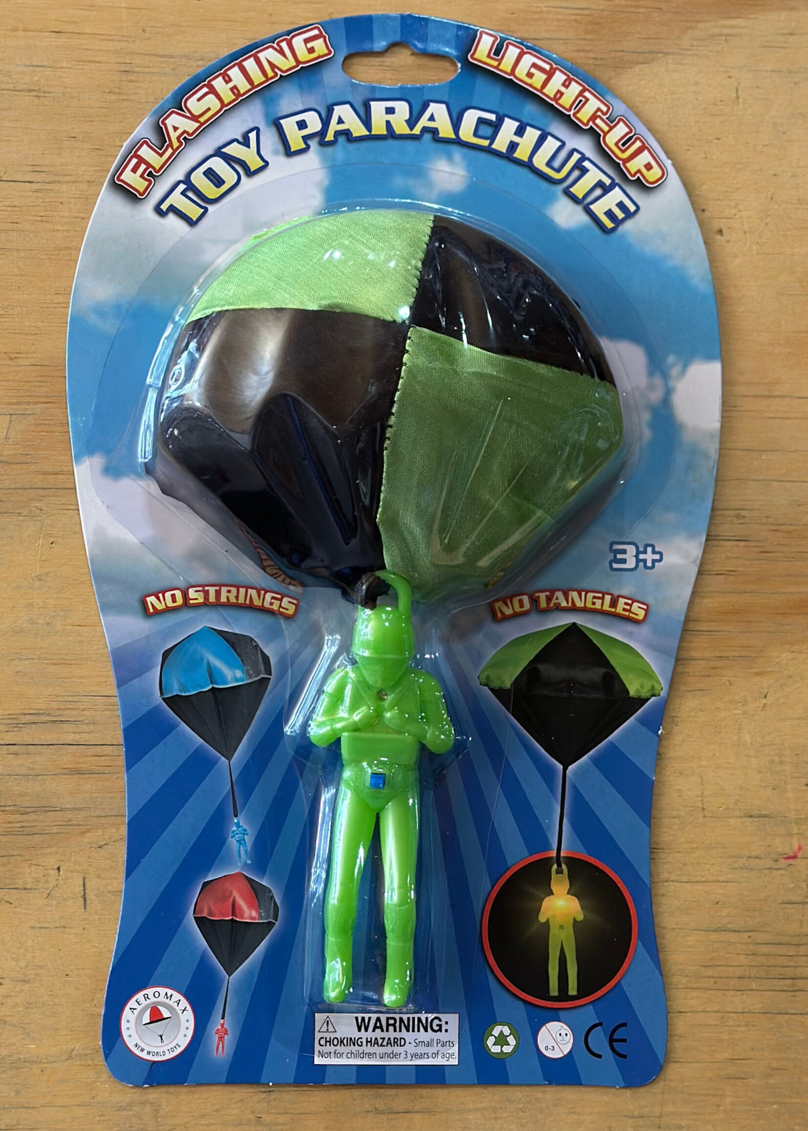 Aeromax Flashing Light-Up Toy Parachute (Green)