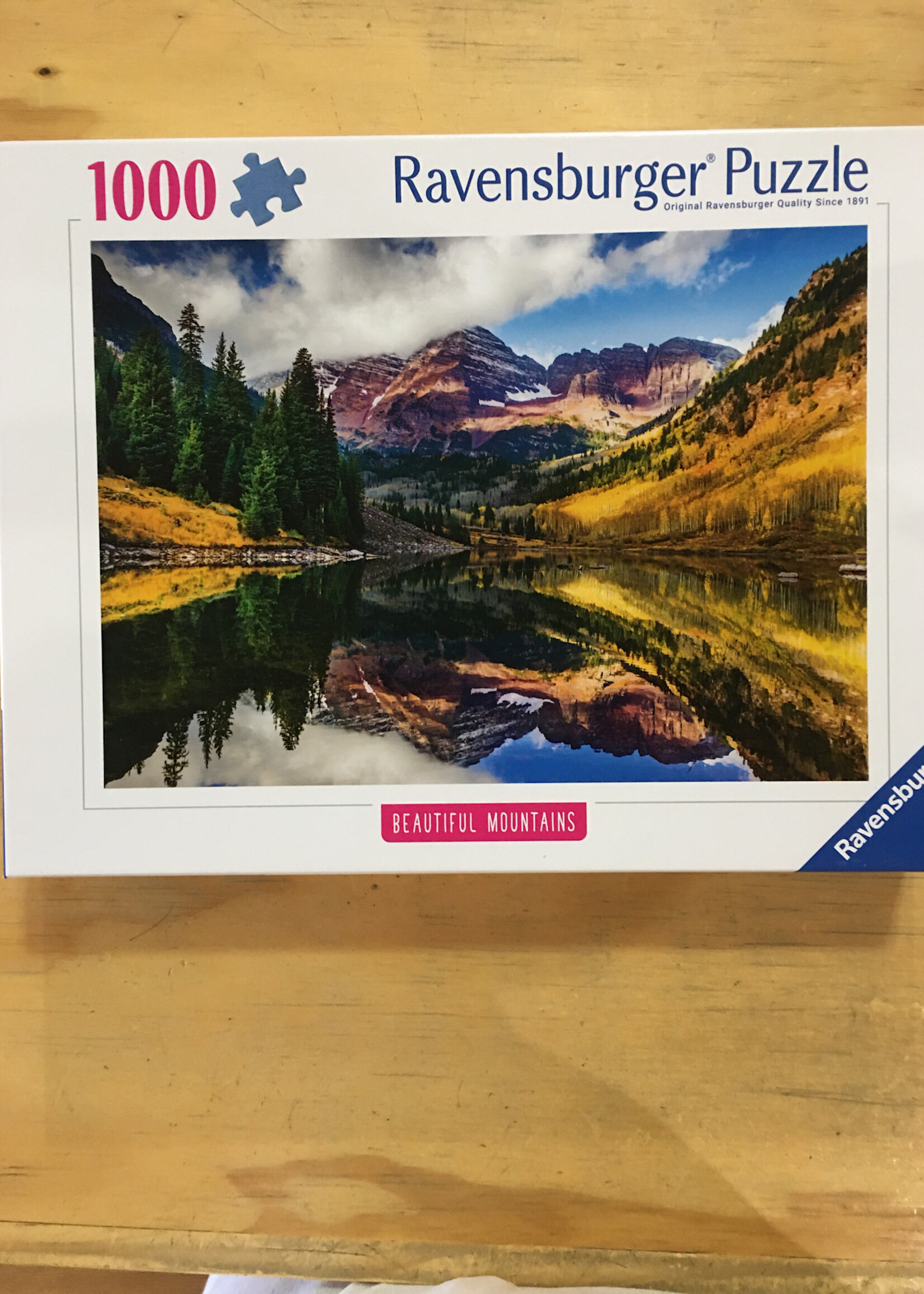 Ravensburger Puzzle - Aspen, Colorado (Beautiful Mountains) 1000 Pc.