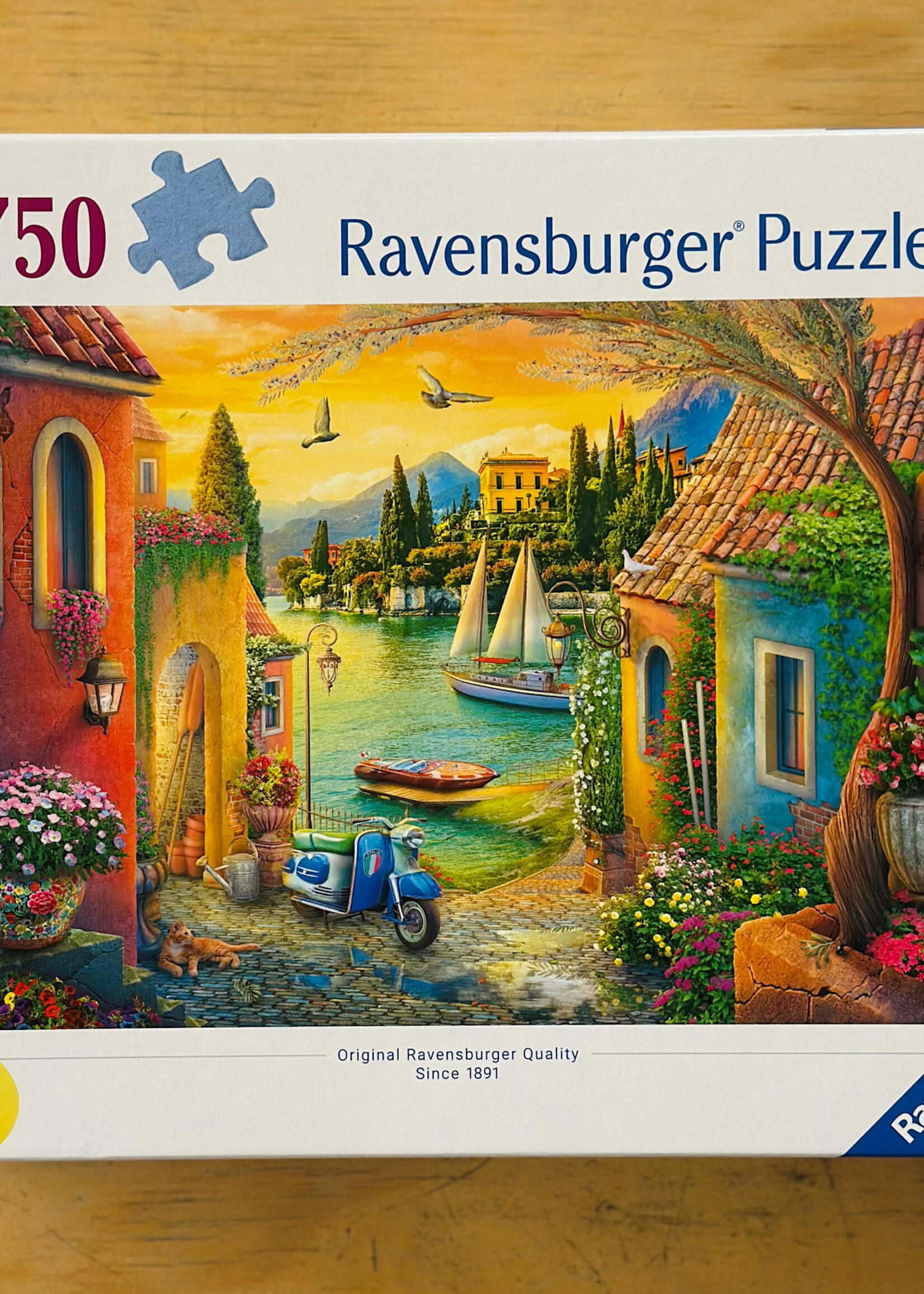 Ravensburger Puzzle - European Villa Views 750 Pc.