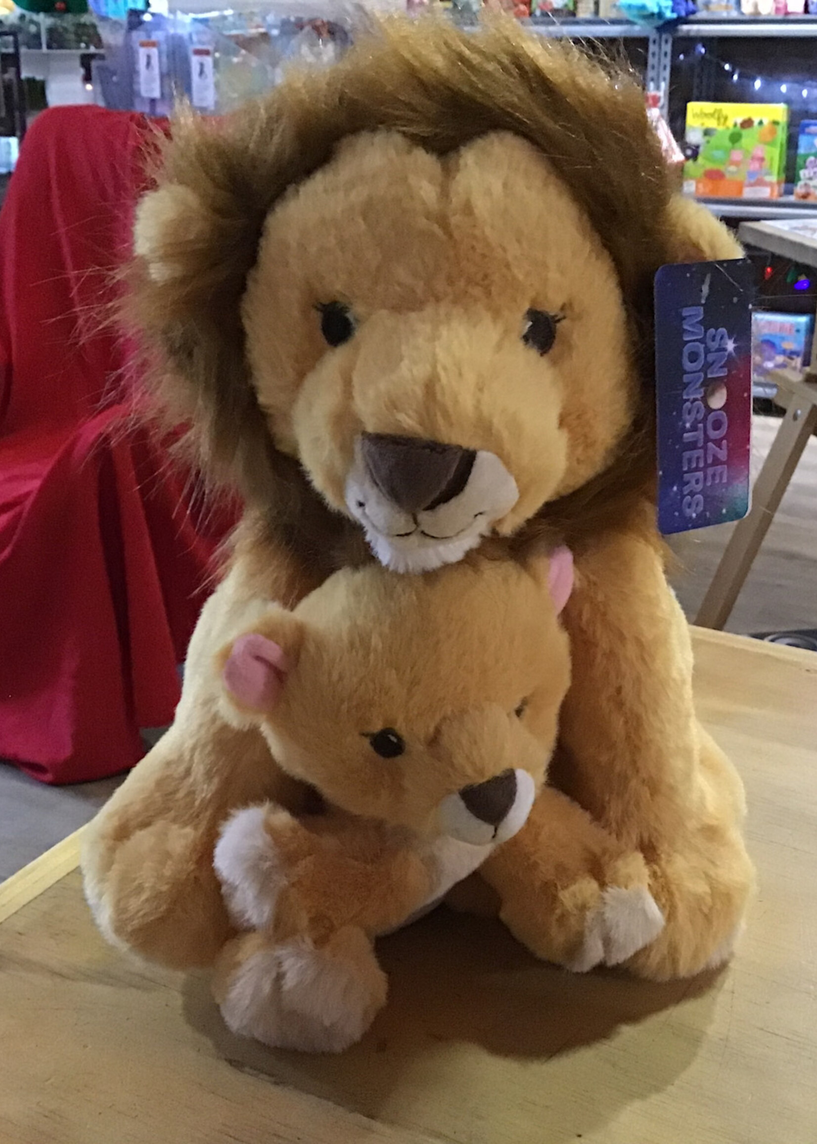 Tri-Action Toys Snooze Monsters- Lion & Baby