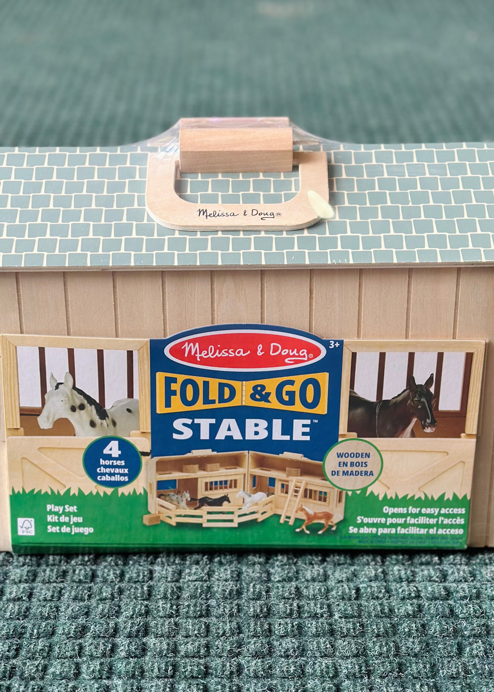 Melissa & Doug Fold & Go Stable