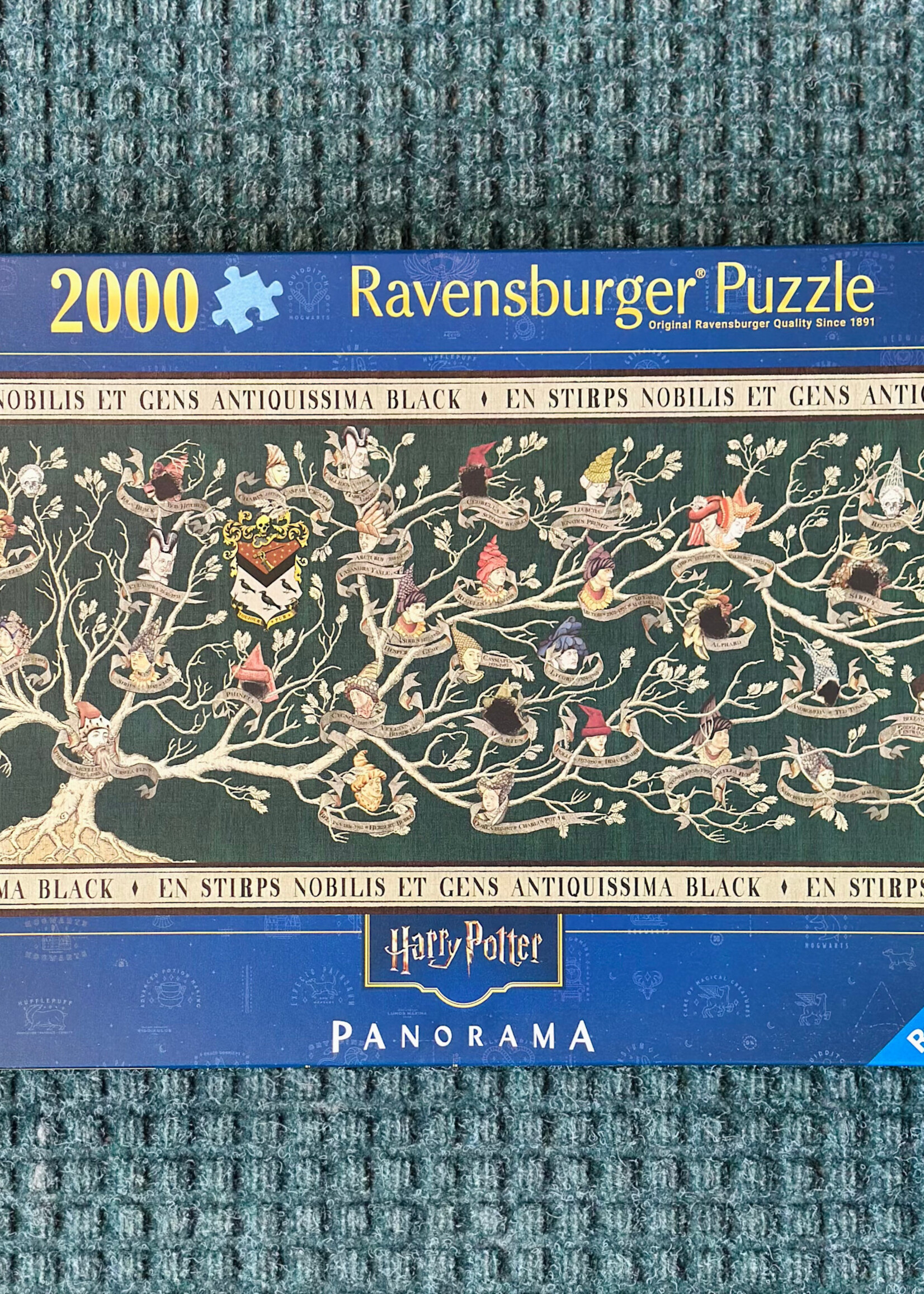 Ravensburger Puzzle - Harry Potter Family Tree 2000 Pc.