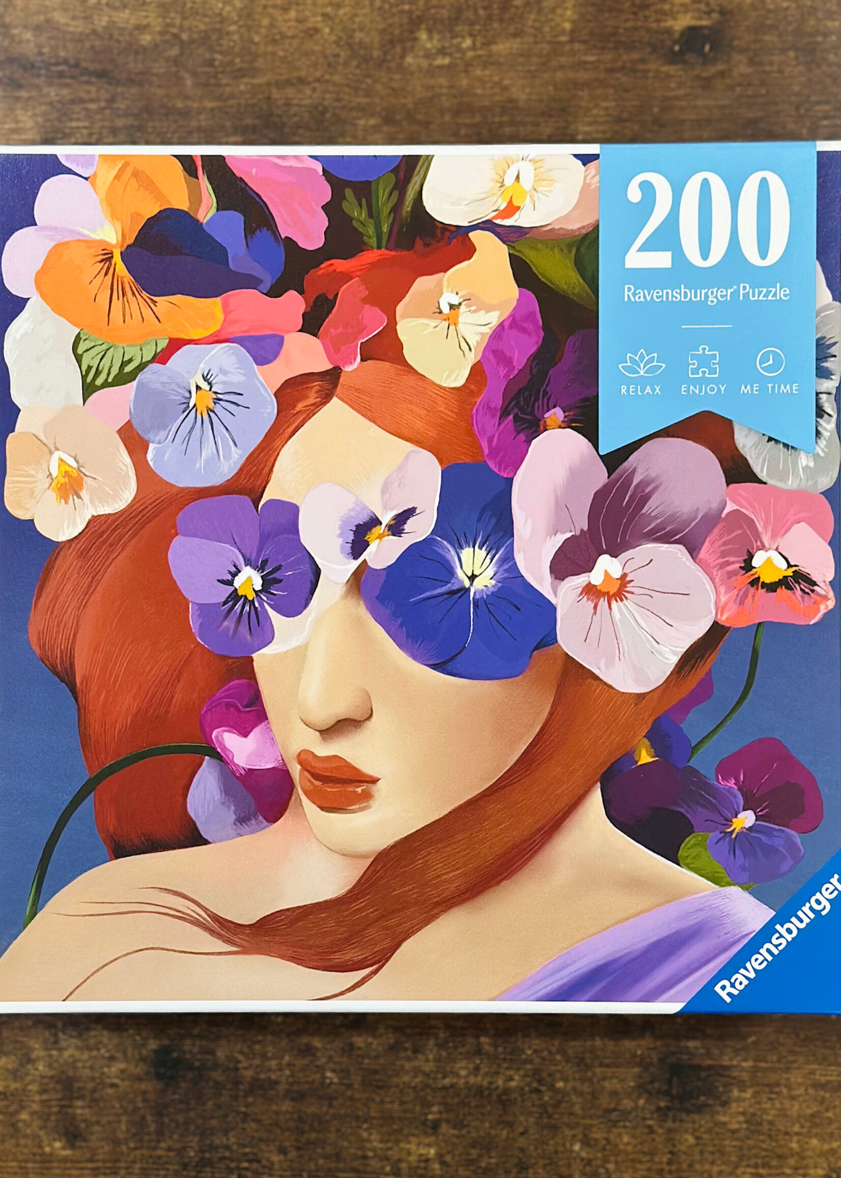 Ravensburger Puzzle - Violet (Puzzle Moment) 200 Pc.