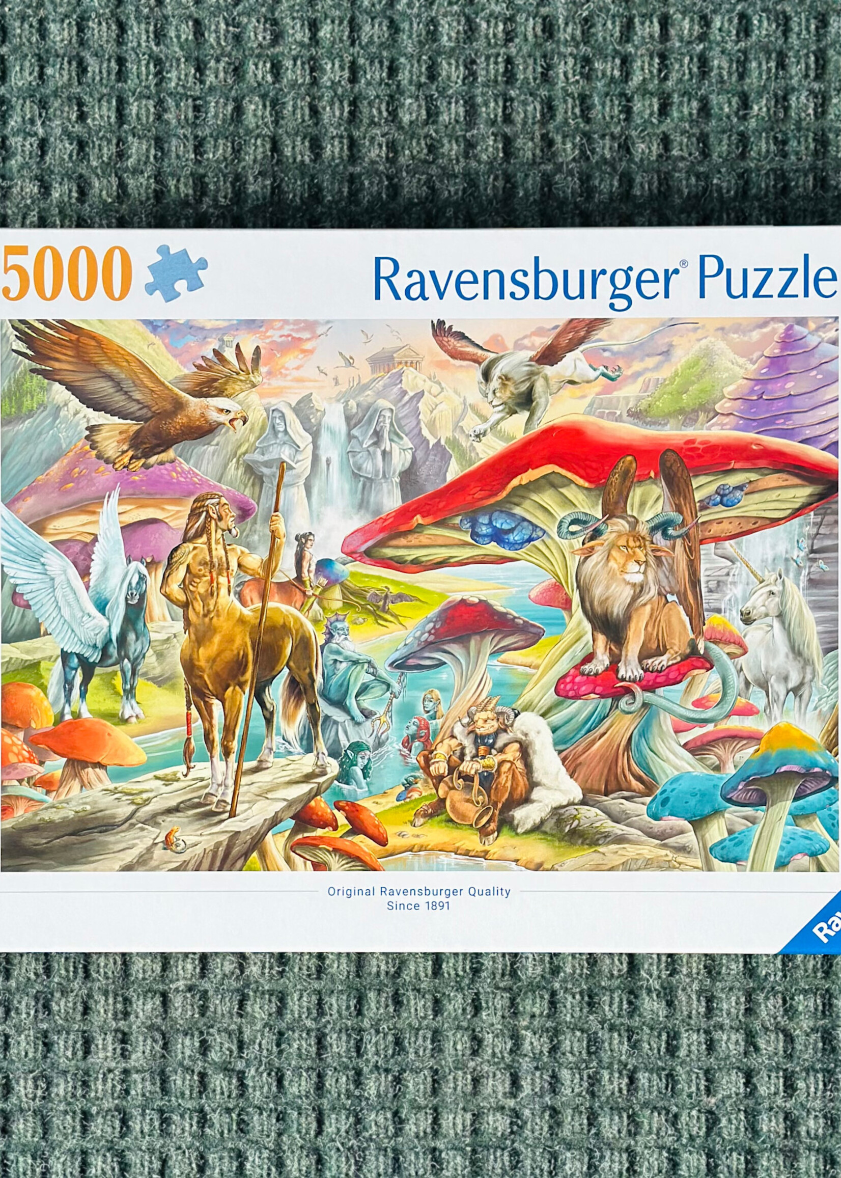 Ravensburger Puzzle - Mushrooms & Myths 5000 Pc.