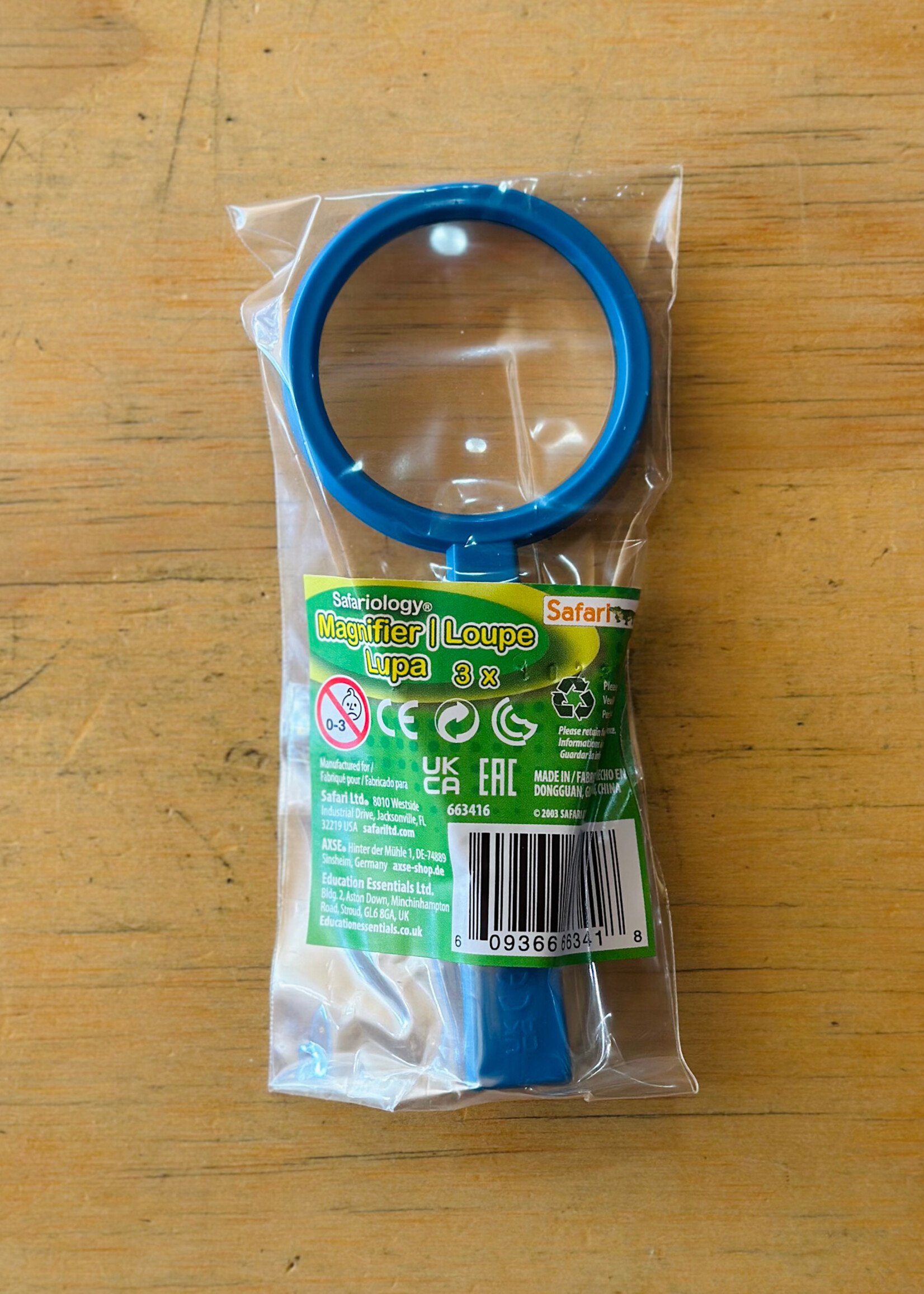 Safari Magnifying Lens (Blue) - Safariology
