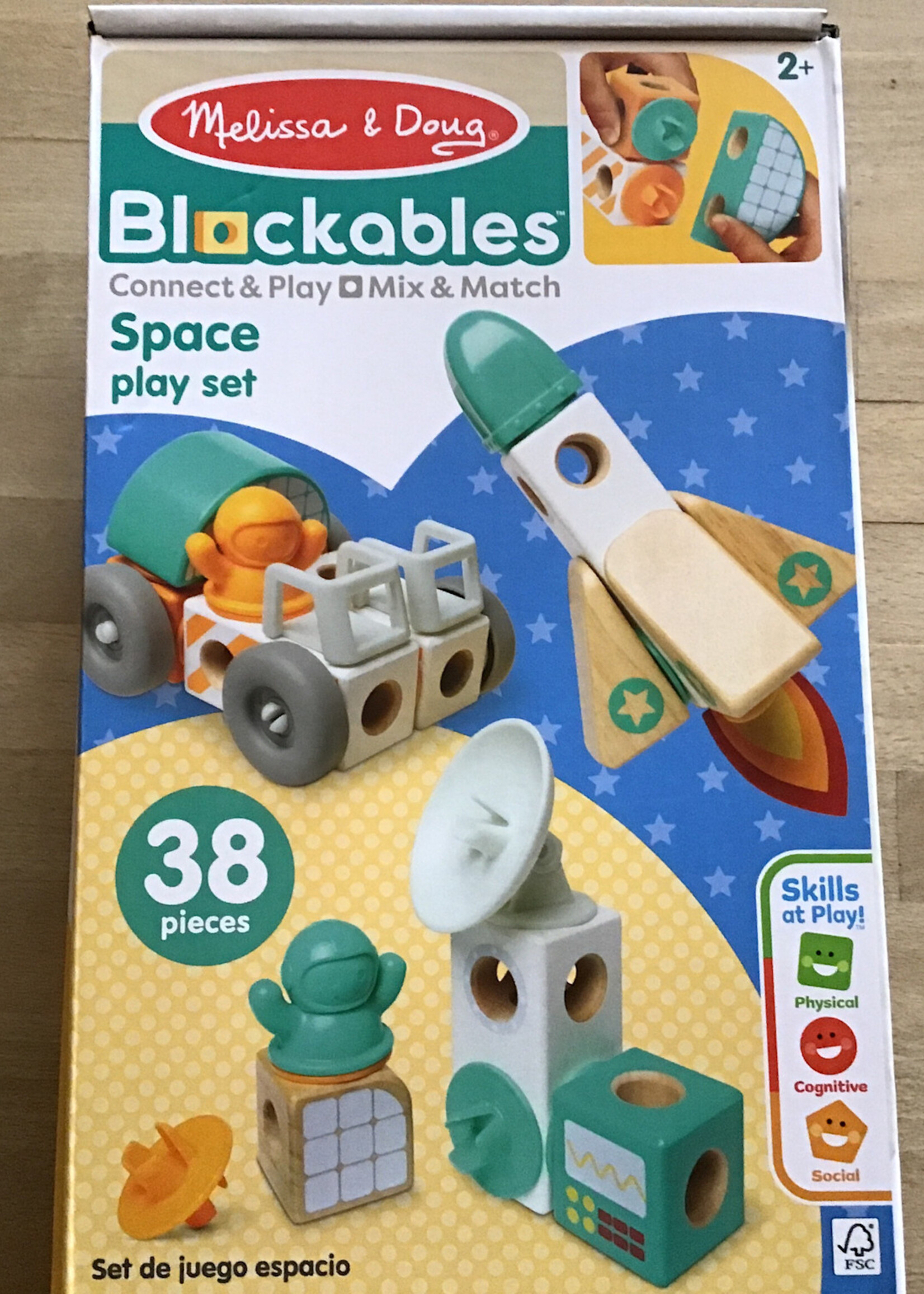 Melissa & Doug Blockables Space Play Set