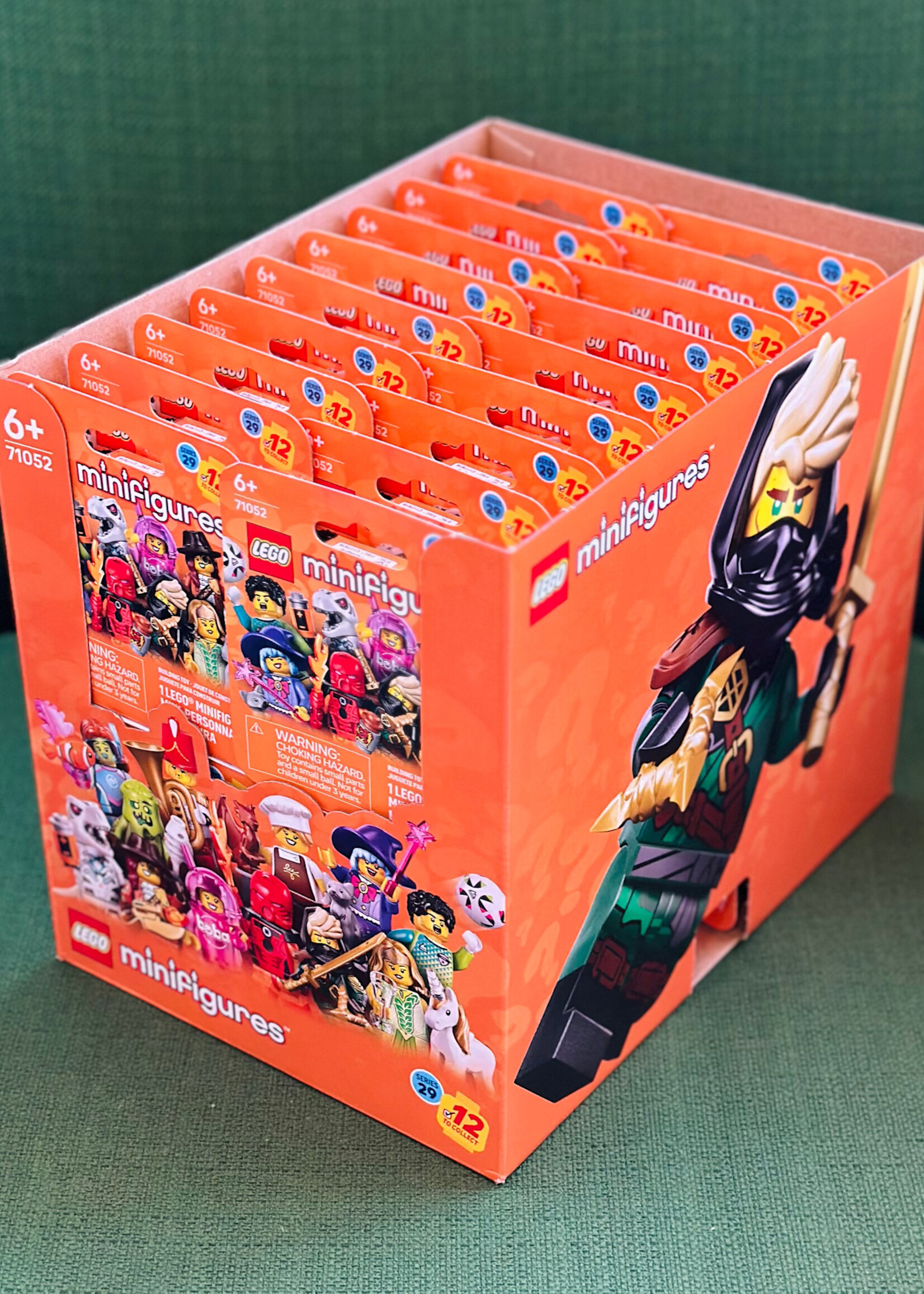 LEGO LEGO - Classic Minifigures Series 29