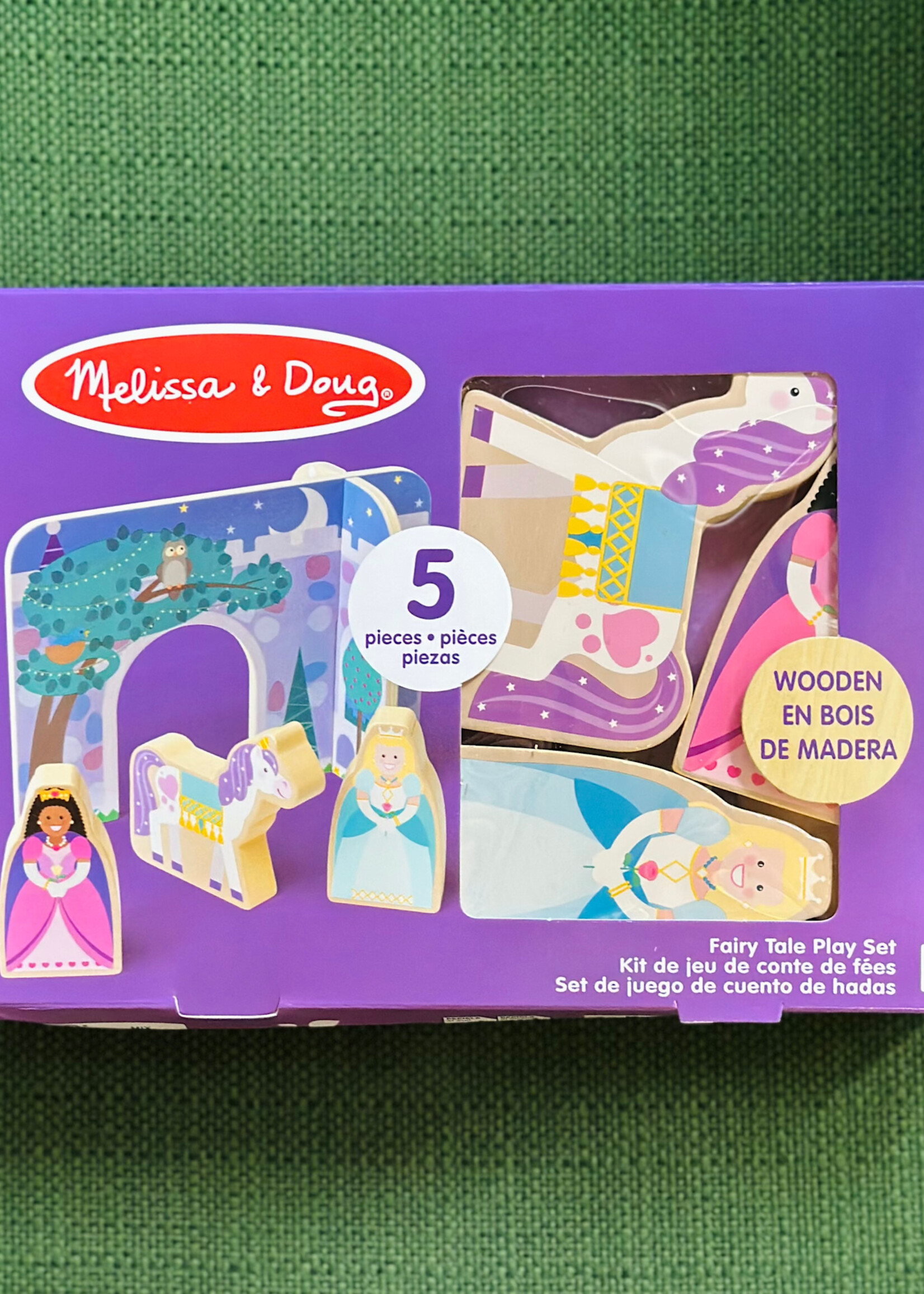 Melissa & Doug Wooden Fairy Tale Play Set
