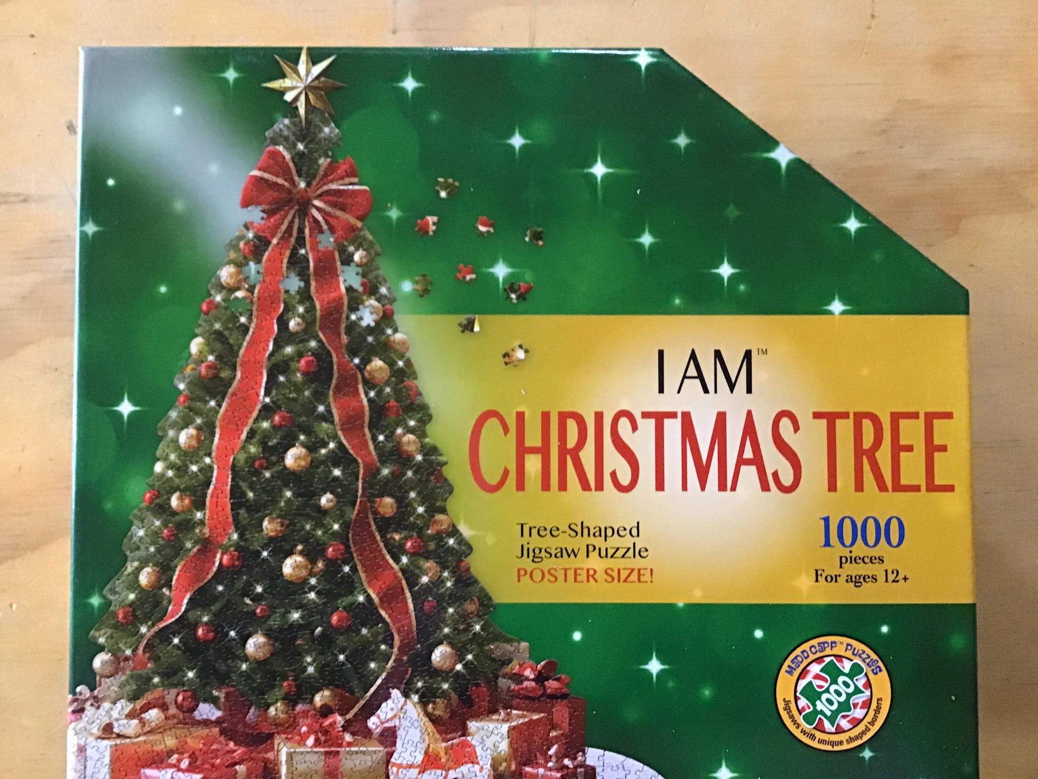 I Am Christmas Tree 1000pc | Madd Capp