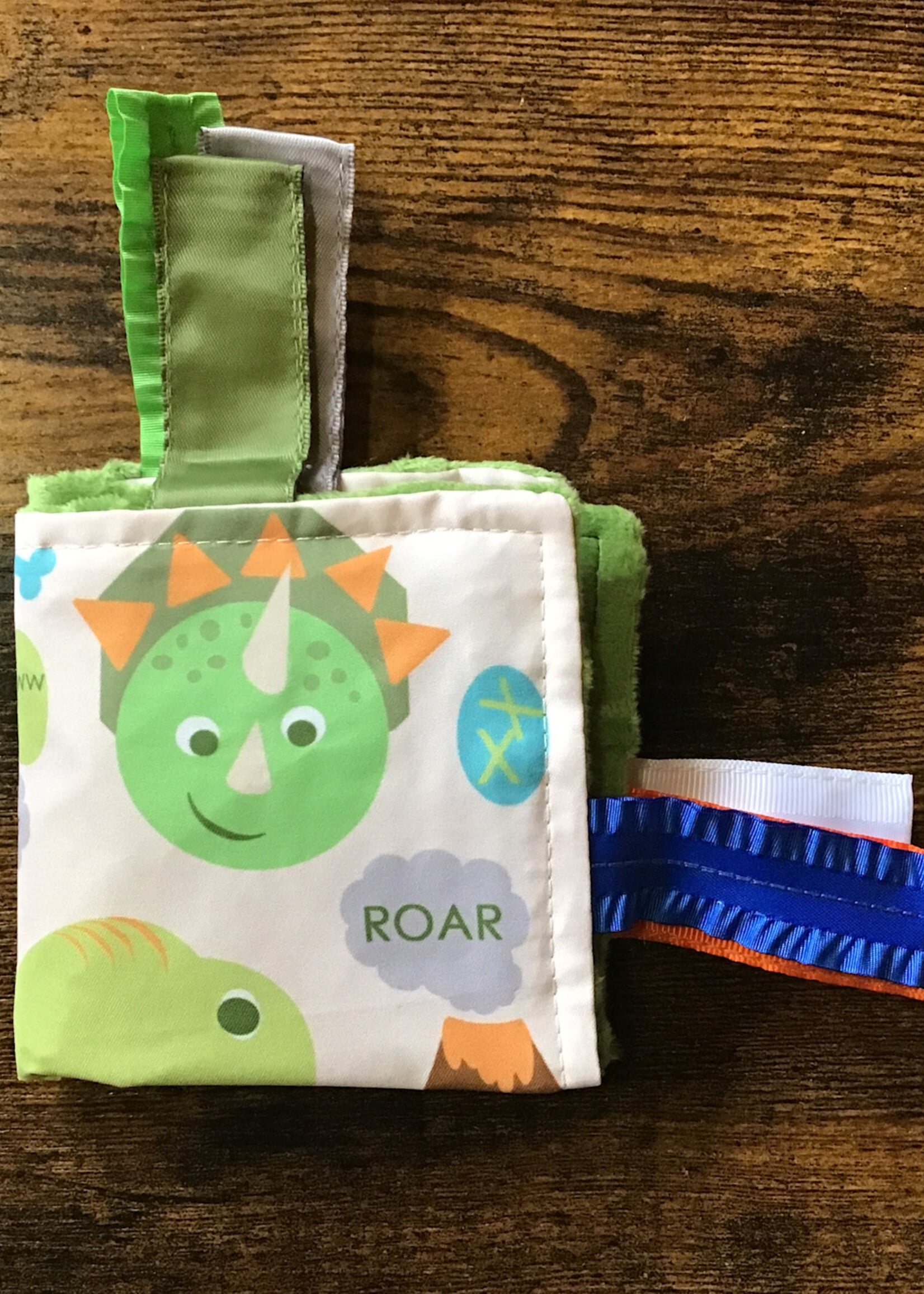 Baby Jack and Co. 8x8 Dinosaur Crinkle Tag Toy