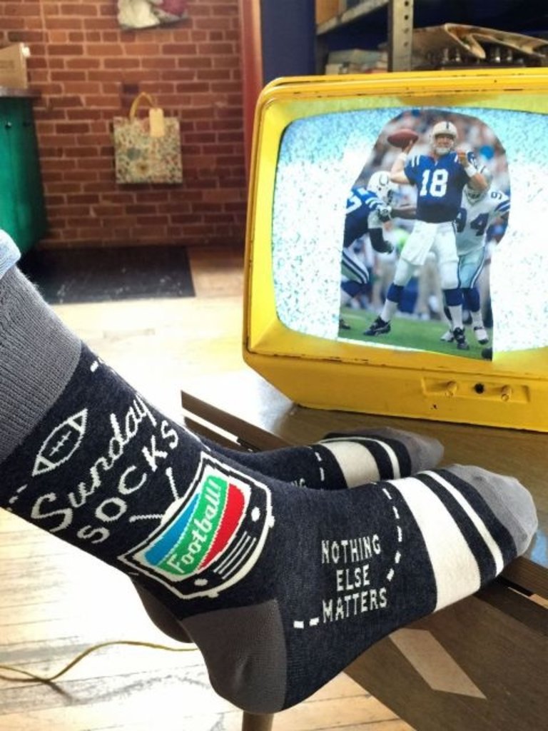 Blue Q "Sunday Football Socks" Men's Socks