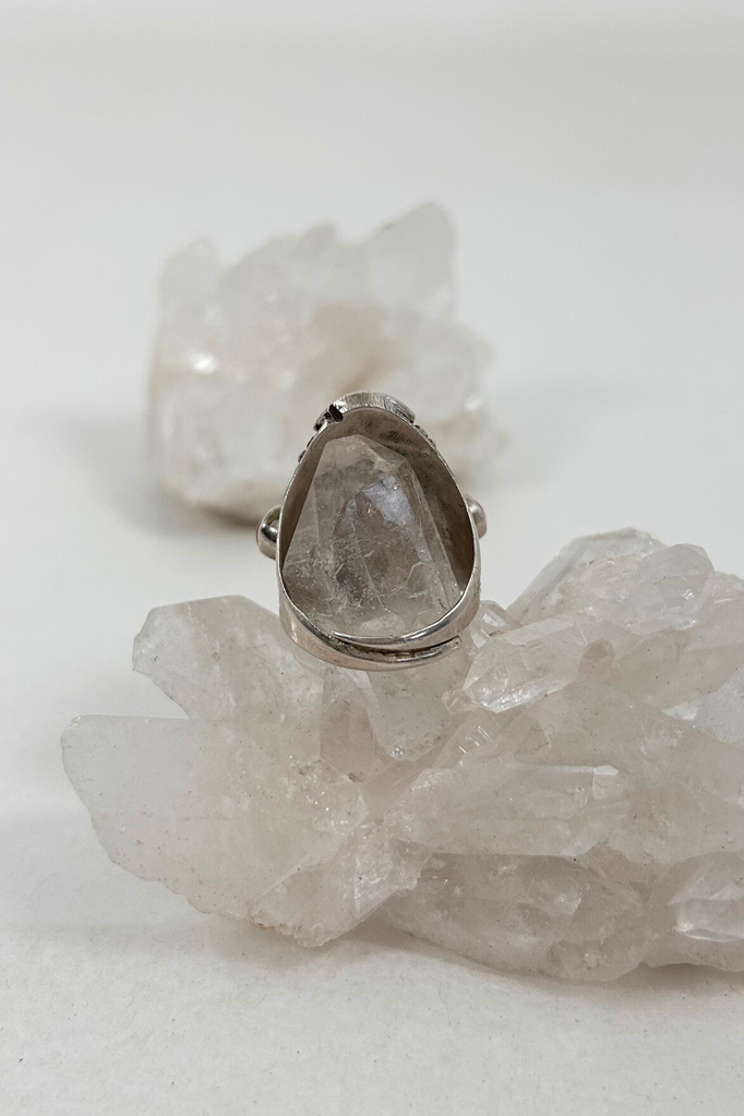 Tibetan Dzi Agate & Coral Ring