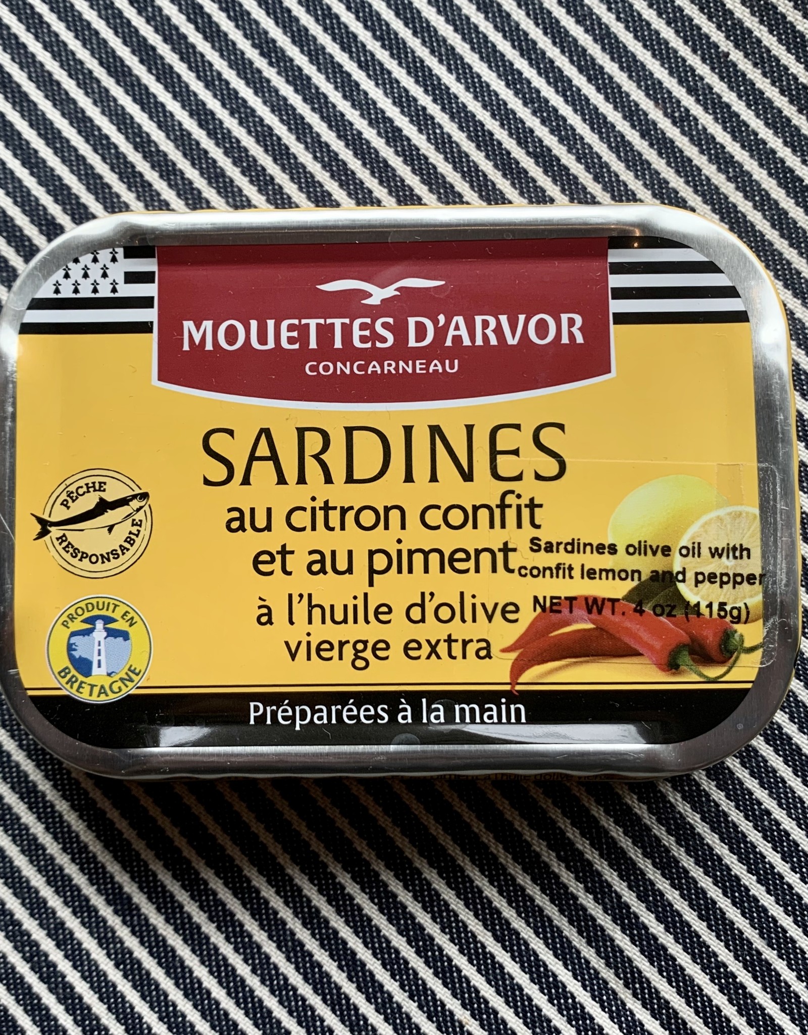 Les Mouettes D'Arvor Sardines in EVOO w/ Lemon Confit & Chili Pepper