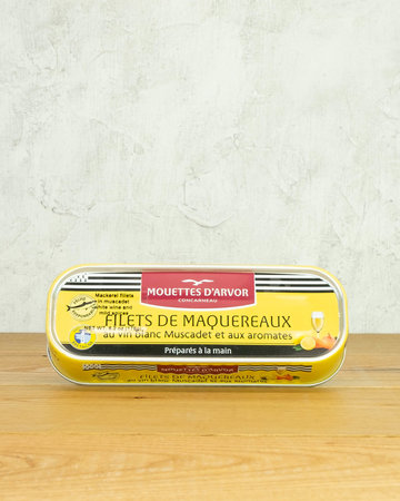 Les Mouettes d’Arvor Mackerel in Muscadet w/ Herbs