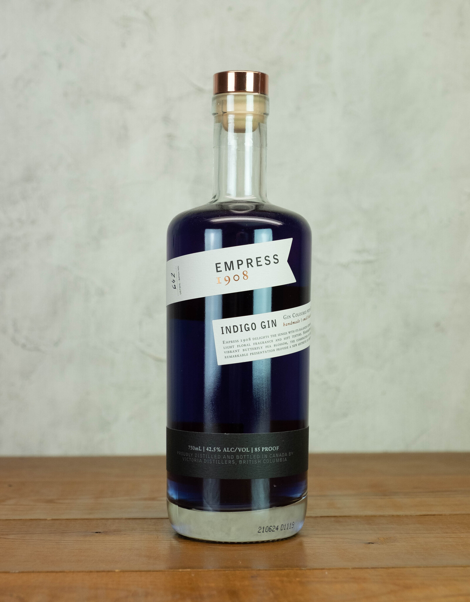 Empress 1908 Gin
