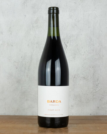 Bodega Chacra Barda Pinot Noir