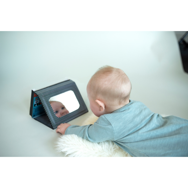 Petit Collage Tummy Time Peekaboo