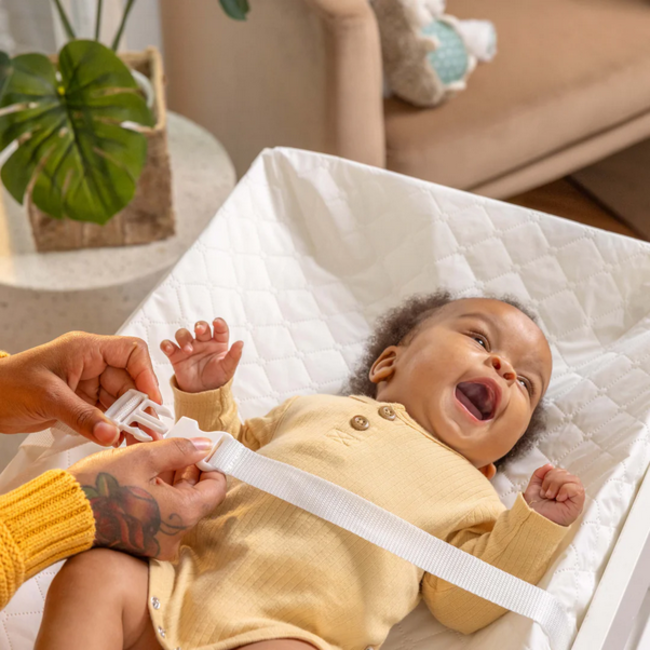 Ingenuity - Summer Four-Sided Changing Pad Kll92167