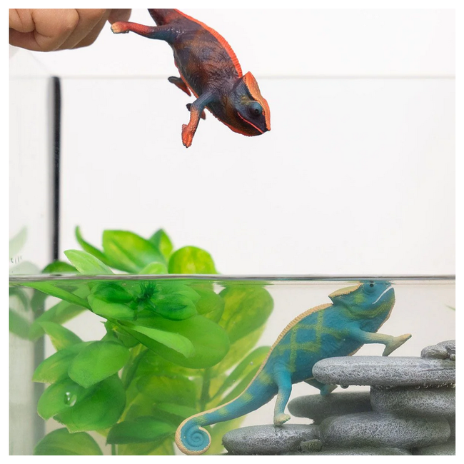 Schleich Wildlife Yellow Dot Colour Changing Chameleon 14858