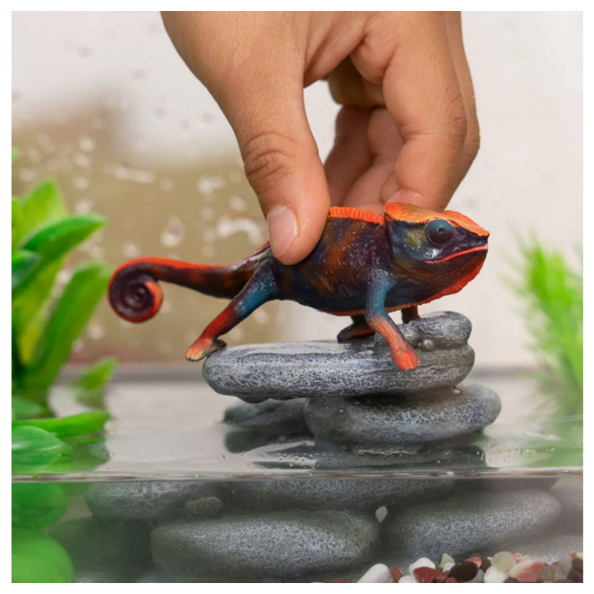 Schleich Wildlife Yellow Dot Colour Changing Chameleon 14858