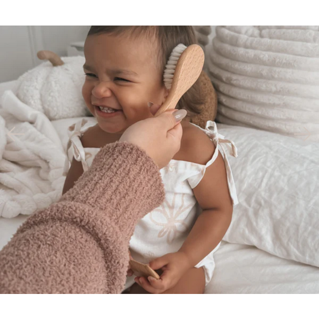 nouka Wooden Brush and Comb Set WBC01