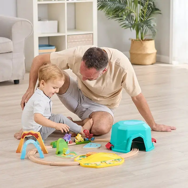 Hape - Dinosaur Train Bucket Set E3828