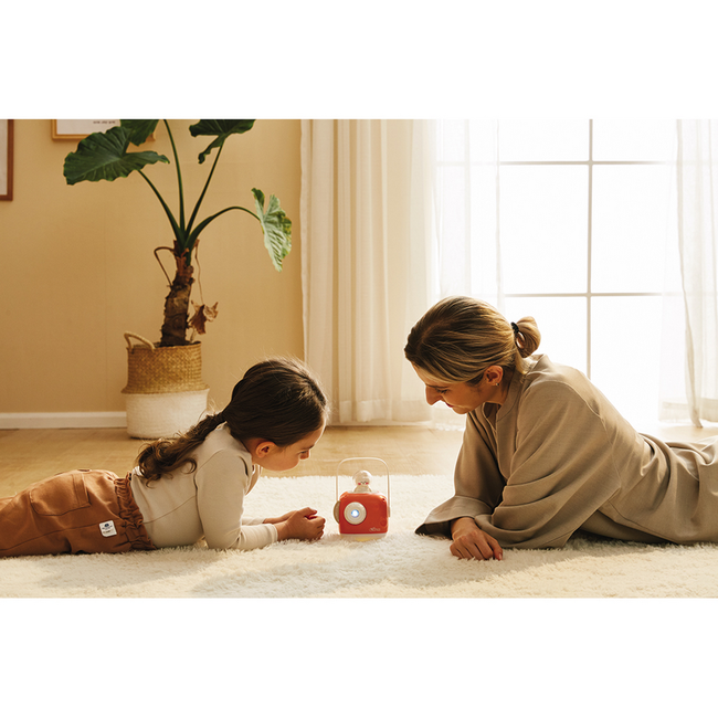 ZzzMOON: Kids Storytelling Projector - Red