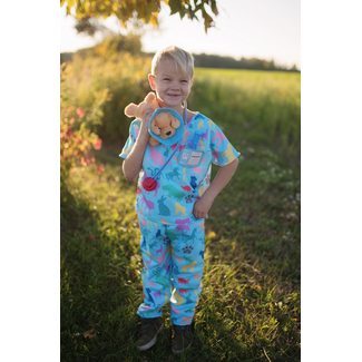Great Pretenders Veterinarian W/ Accessories  Size 5-6