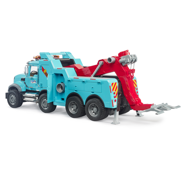 Bruder 02831 Mack Granite Heavy Tow Truck