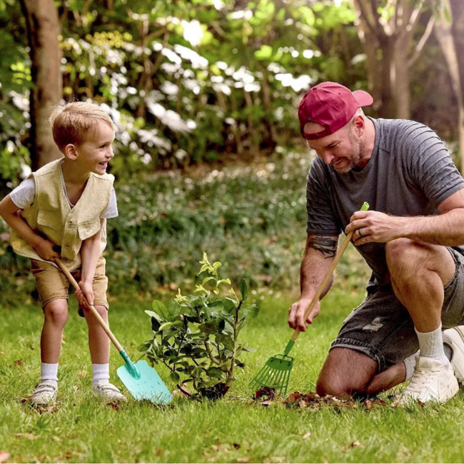 Hape - Garden Spade
