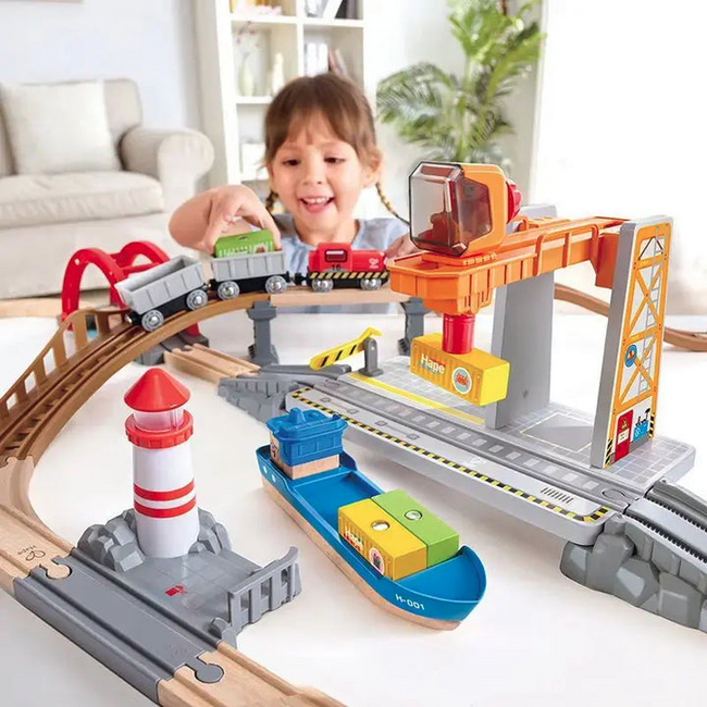 Hape - Sea & Rail Cargo Transportation Set E3790