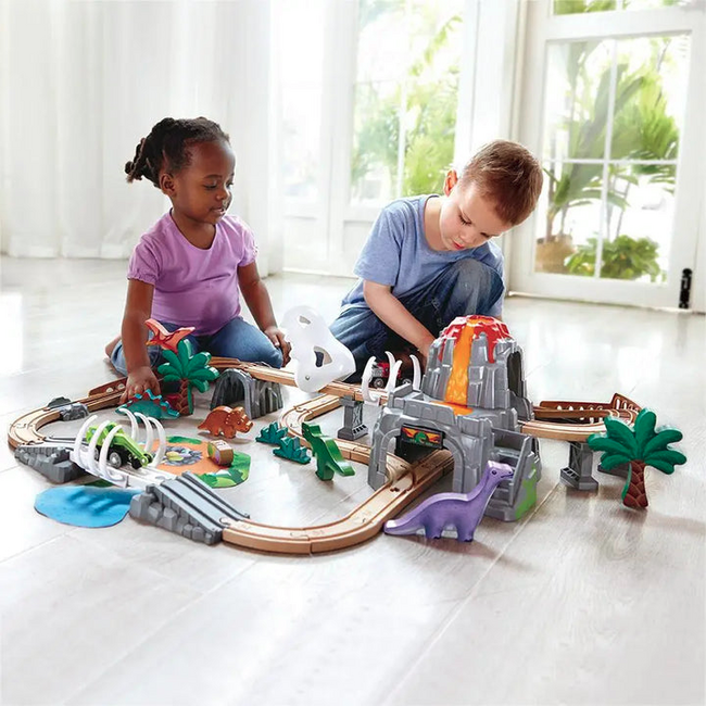 Hape - Dinosaur Railway Adventure Set - E3795