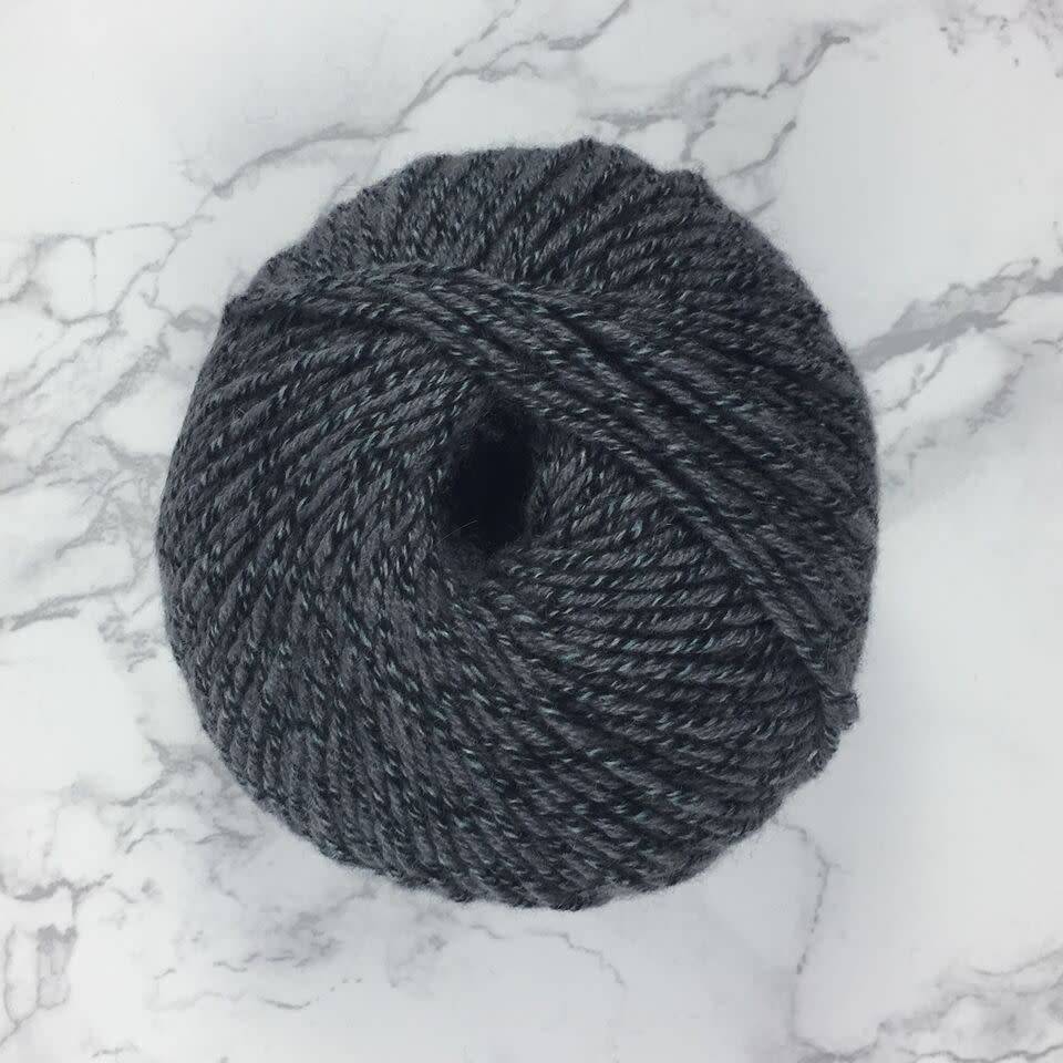 String NYC Norway 100% Cashmere by String